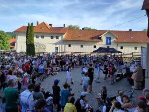 Blick ins Publikum bei der Siegerehrung auf dem Gestüt in Bad Harzburg